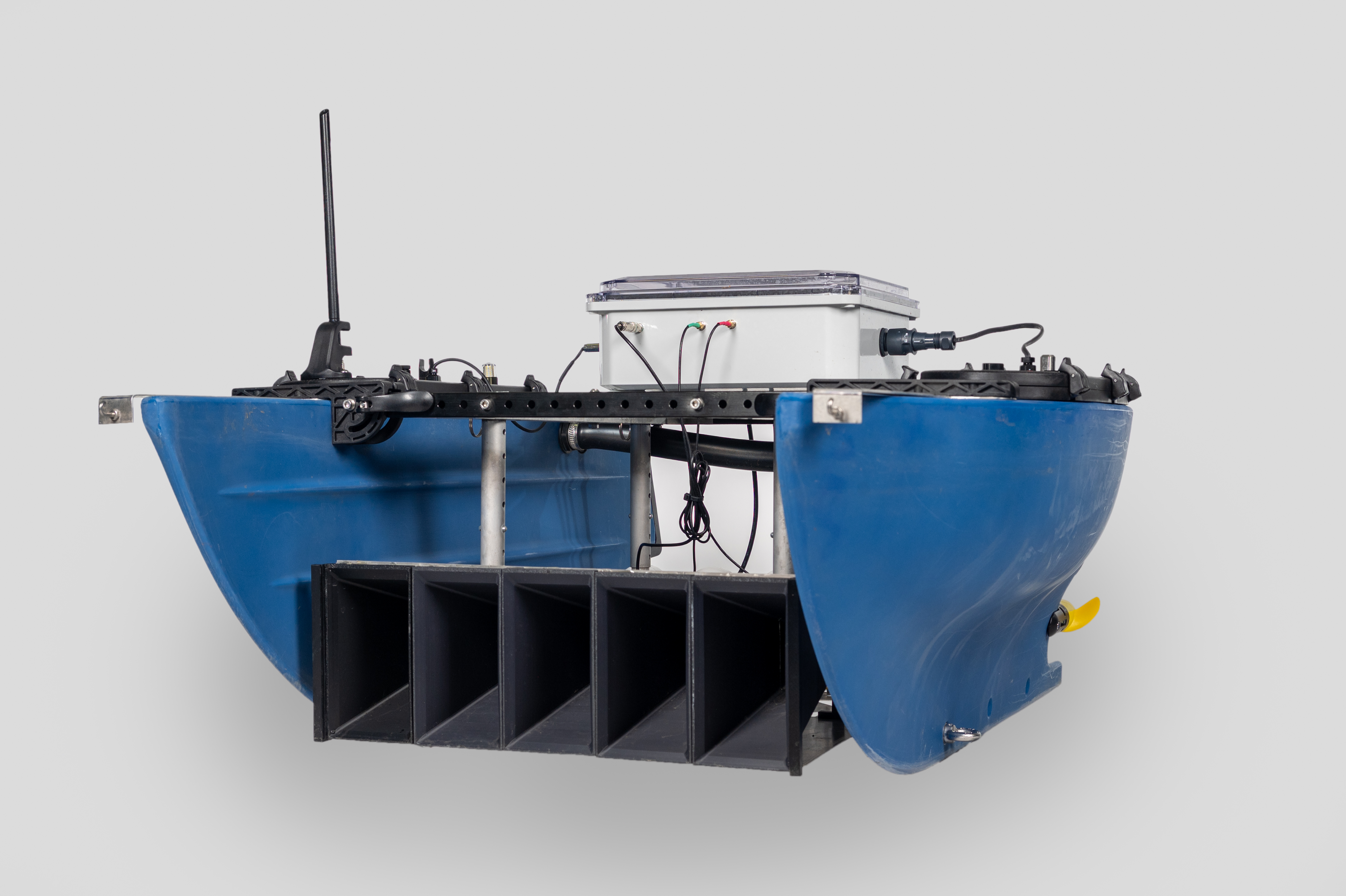 Manta v1.0 front view